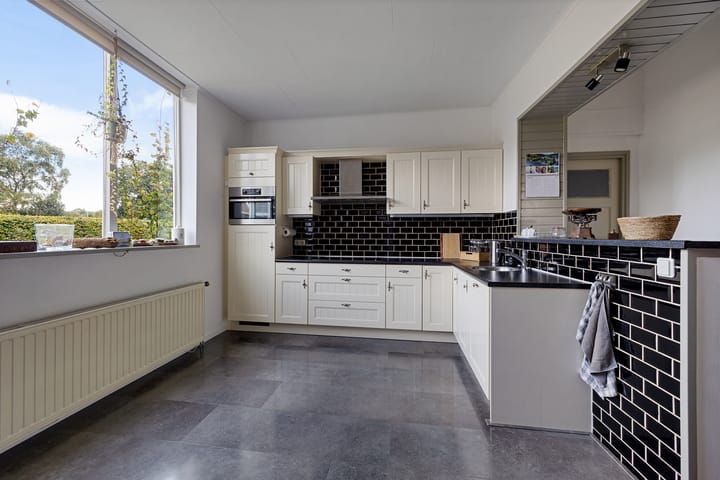 Photo 26 of 't Hou 11