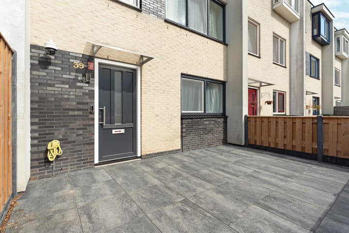 Photo 6 of Floris Versterstraat 39