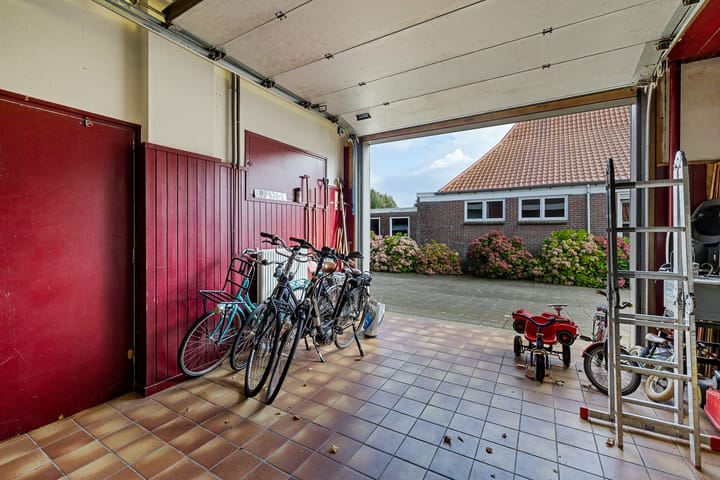 Photo 37 of 't Hou 11