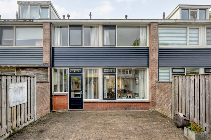 Photo 22 of Smetanastraat 39