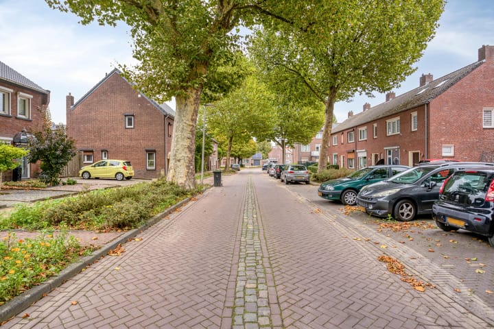 Foto 4 van Ericastraat 13