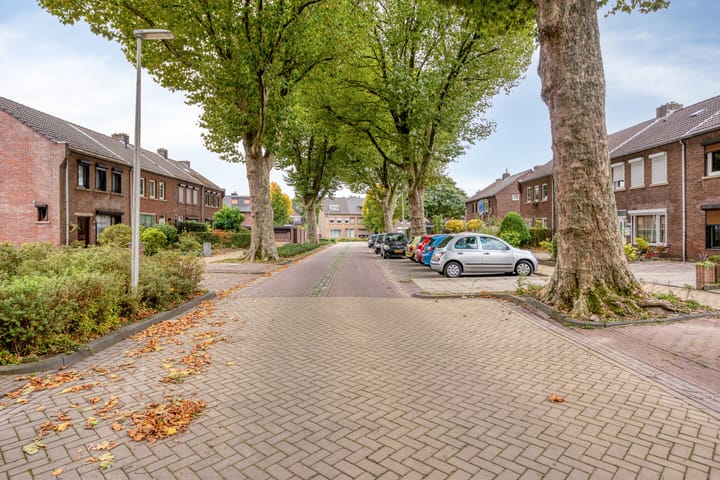 Foto 5 van Ericastraat 13