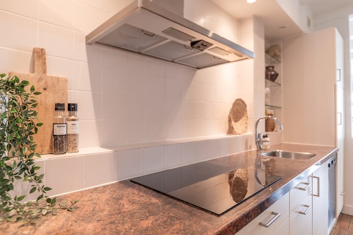 Photo 10 of Utrechtsestraat 87-1