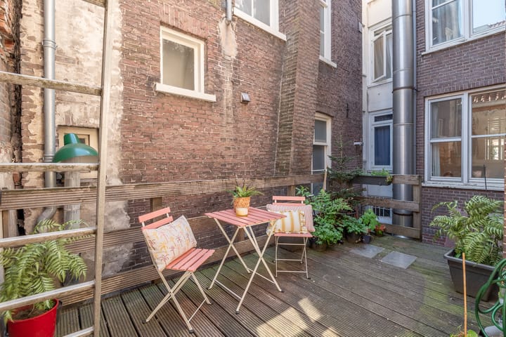 Photo 19 of Utrechtsestraat 87-1