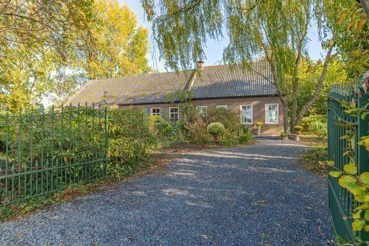 Foto 2 van Vossestraat 4