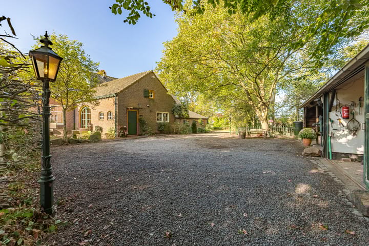 Foto 3 van Vossestraat 4