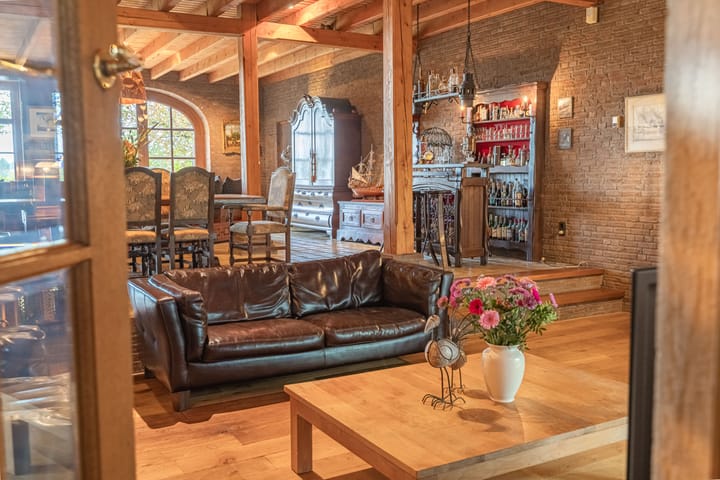 Foto 15 van Vossestraat 4