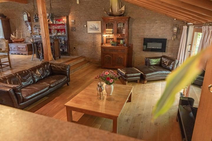 Foto 19 van Vossestraat 4