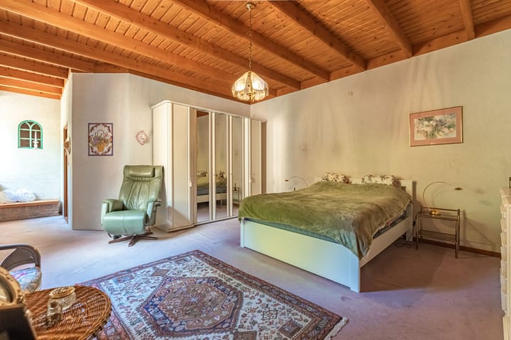 Foto 32 van Vossestraat 4