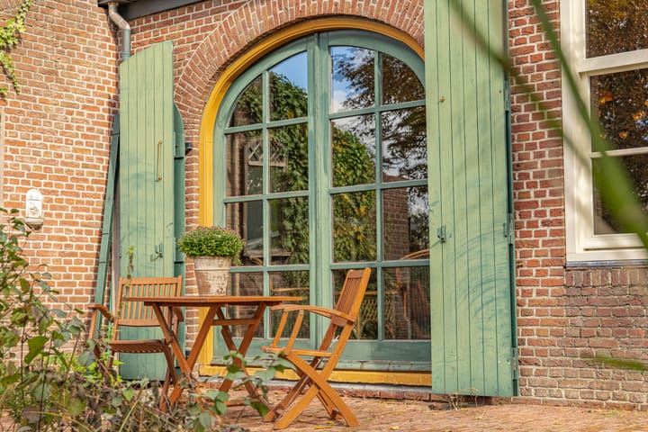 Foto 44 van Vossestraat 4