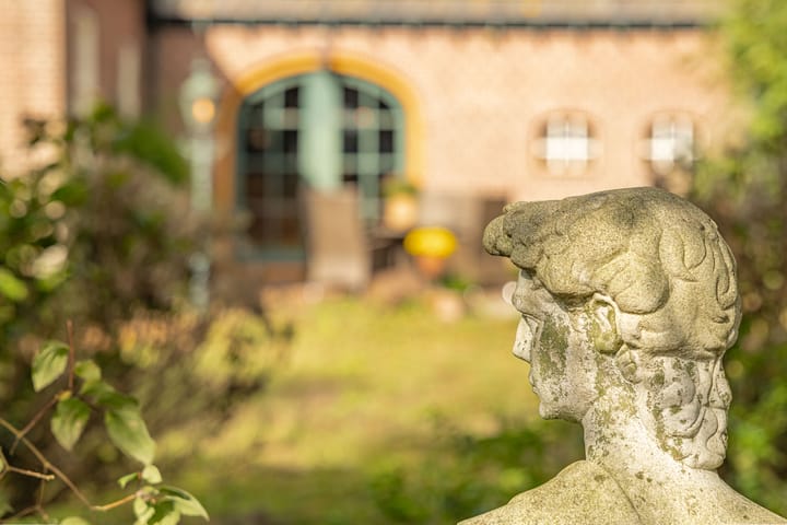 Foto 51 van Vossestraat 4