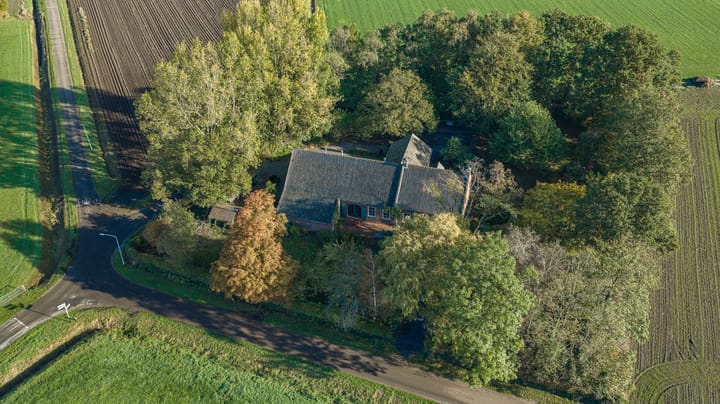 Foto 62 van Vossestraat 4