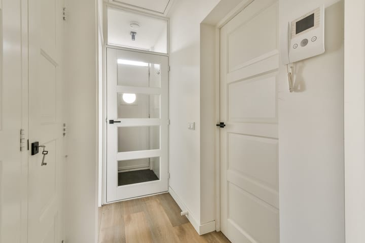 Foto 3 van Herman Robbersstraat 60-E