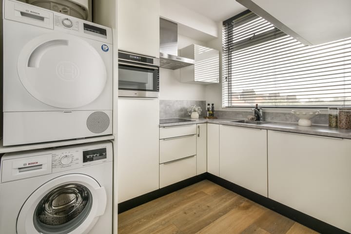 Foto 10 van Herman Robbersstraat 60-E