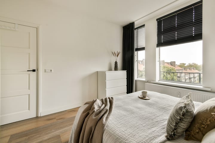 Foto 13 van Herman Robbersstraat 60-E