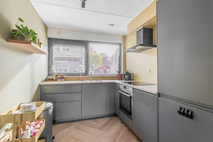 Photo 3 of Julianastraat 15-B