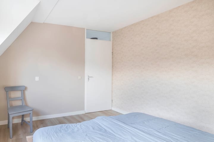 Photo 19 of Julianastraat 15-B