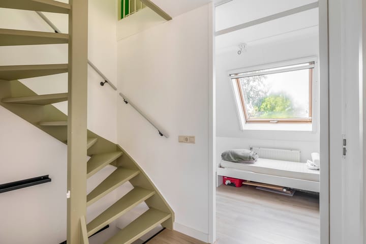 Photo 23 of Julianastraat 15-B