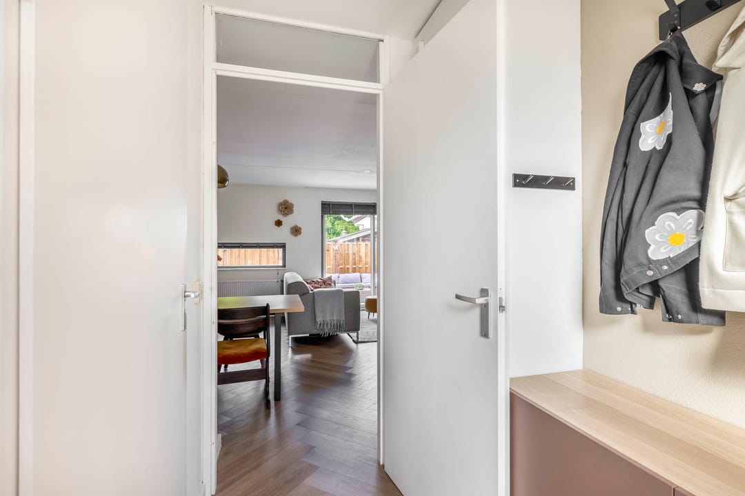 Foto 8 van Julianastraat 15-B