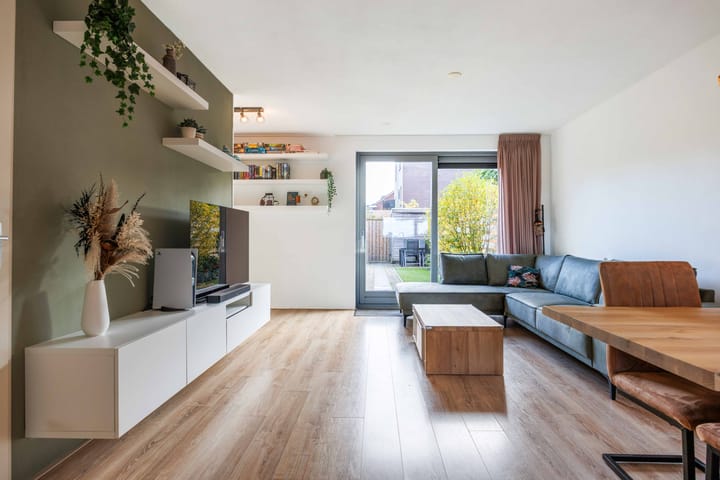 Foto 7 van Joeswerd 107