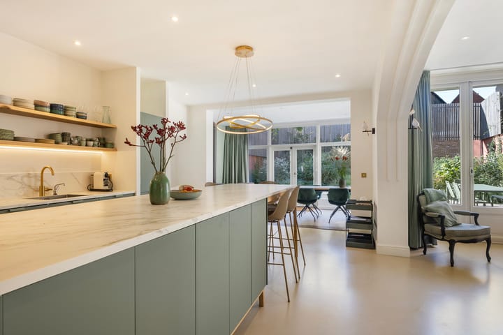 Foto 9 van Tweebaksmarkt 36