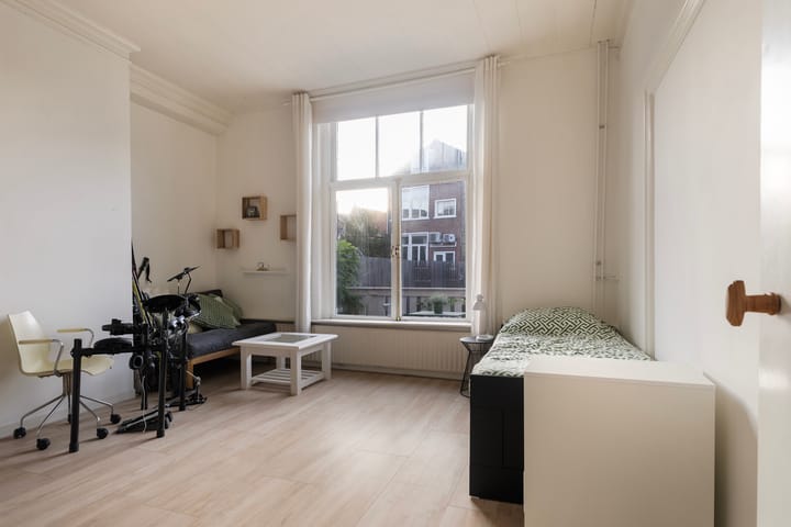 Foto 21 van Tweebaksmarkt 36