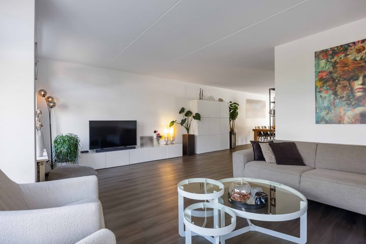 Photo 21 of Ebbenhout 18