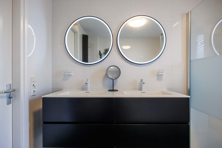 Photo 49 of Ebbenhout 18