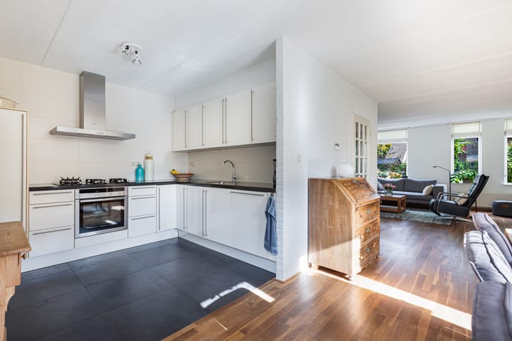 Photo 19 of Gentiaan 24-A