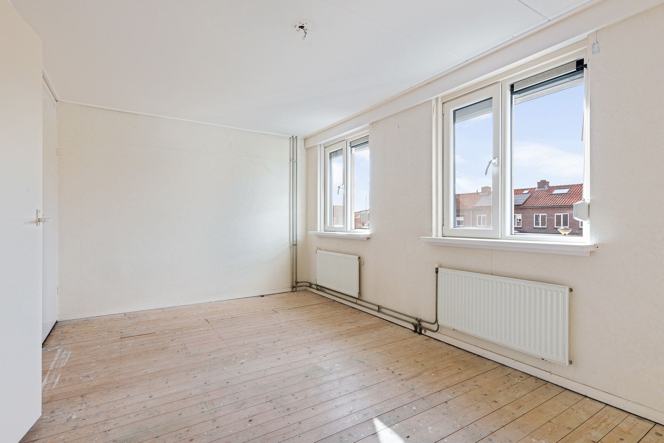 Photo 12 of Lijsterbesstraat 48