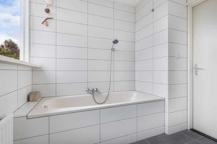 Photo 29 of Gentiaan 24-A