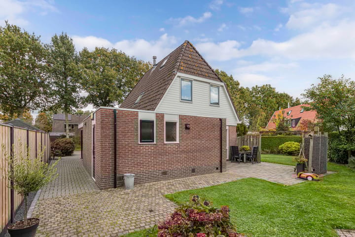 Photo 35 of Gentiaan 24-A