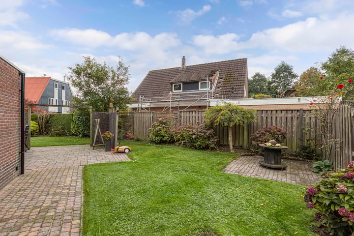 Photo 37 of Gentiaan 24-A