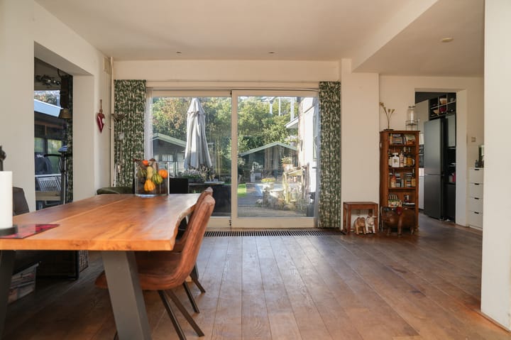 Foto 10 van Juliana van Stolberglaan 26