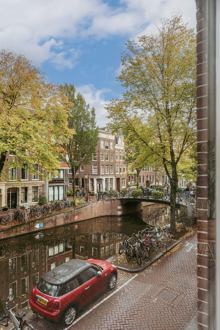 Photo 11 of Bloemgracht 61-C