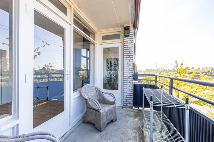 Photo 12 of Paterswoldseweg 318