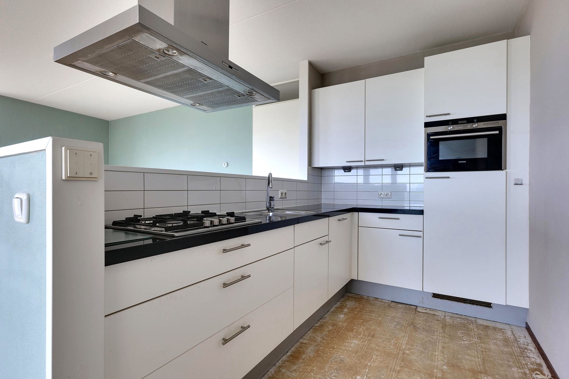 Photo 3 of Churchillplein 38