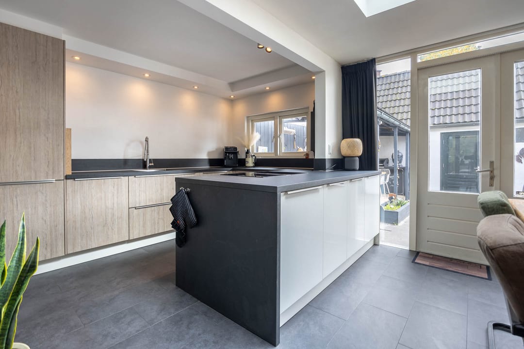 Foto 8 van Conradstraat 17