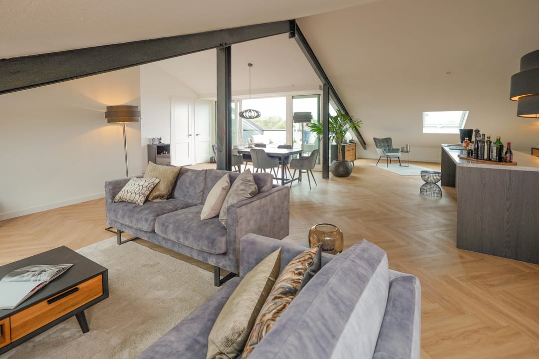 Foto 11 van Plesmanweg 389