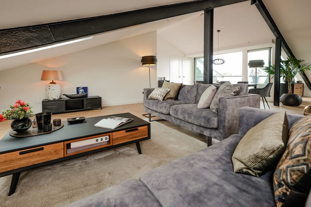 Foto 13 van Plesmanweg 389