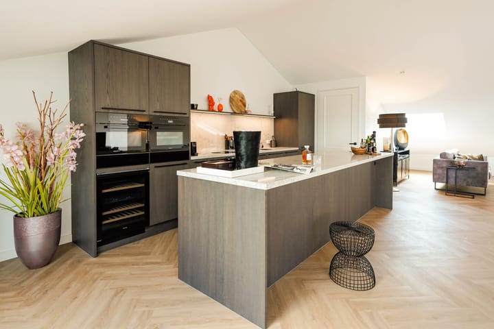 Foto 18 van Plesmanweg 389