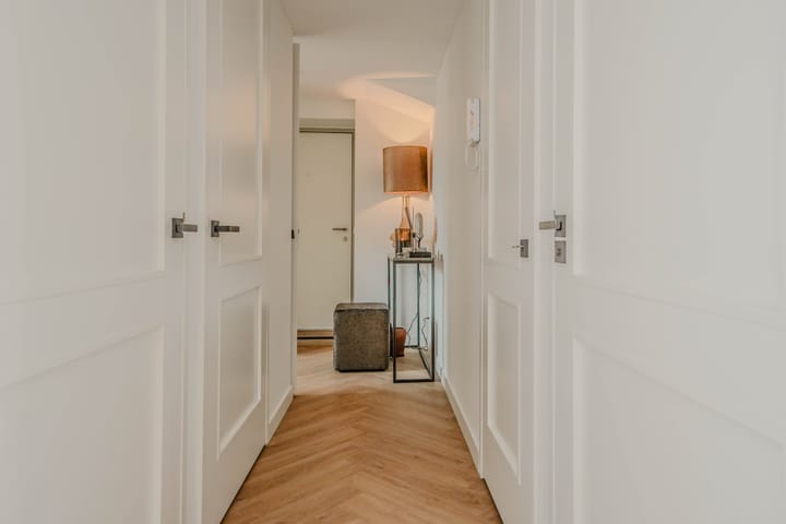 Foto 37 van Plesmanweg 389