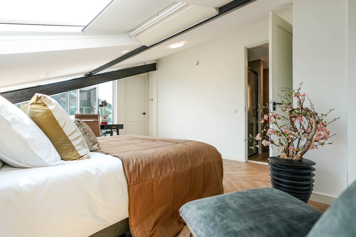 Foto 38 van Plesmanweg 389