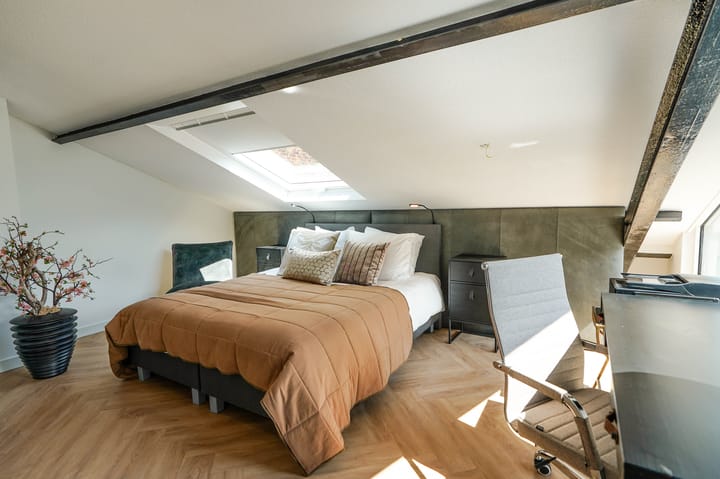 Foto 39 van Plesmanweg 389