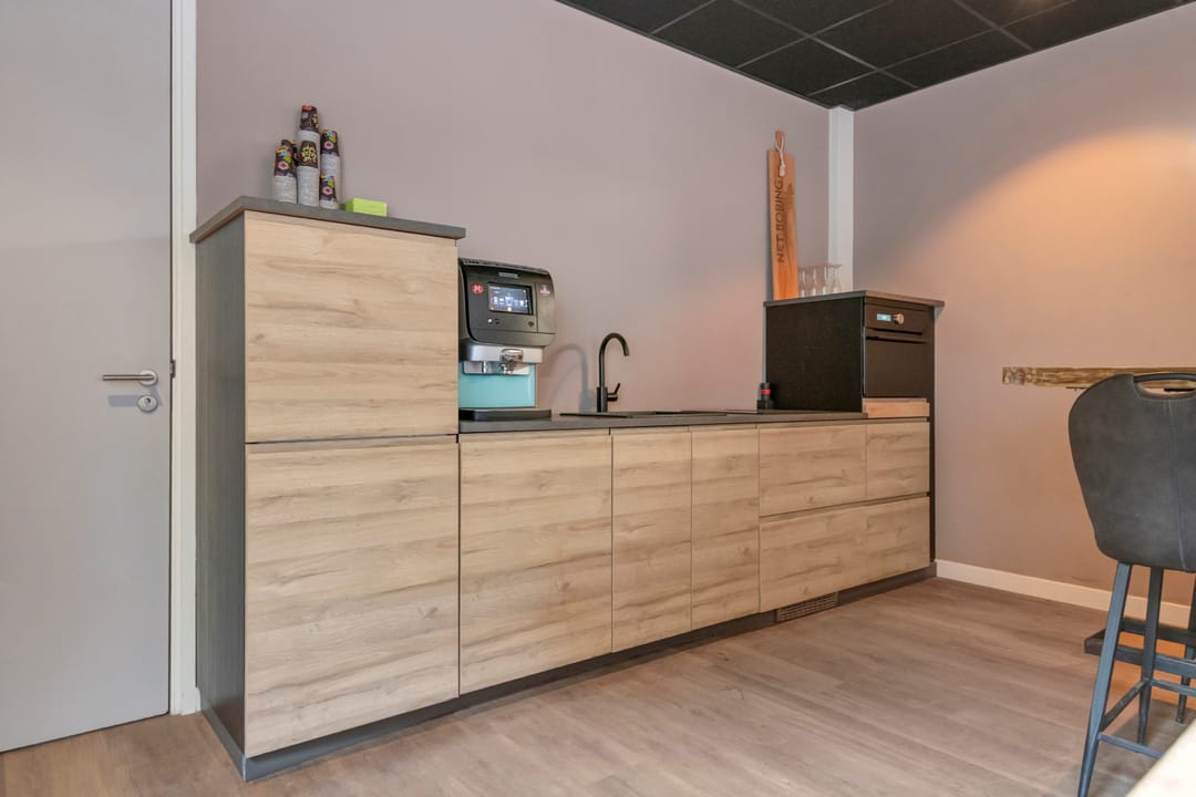 Foto 56 van Blaakweg 16-A