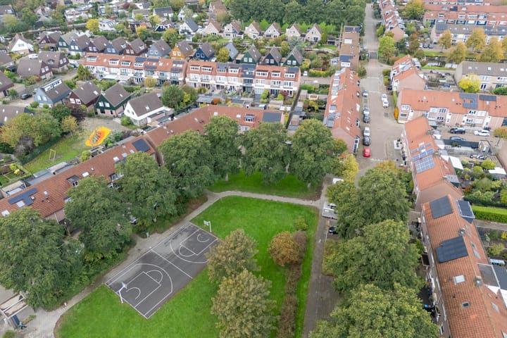 Photo 6 of Sterremosstraat 24