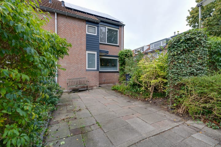 Photo 12 of Sterremosstraat 24