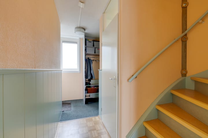 Photo 14 of Sterremosstraat 24