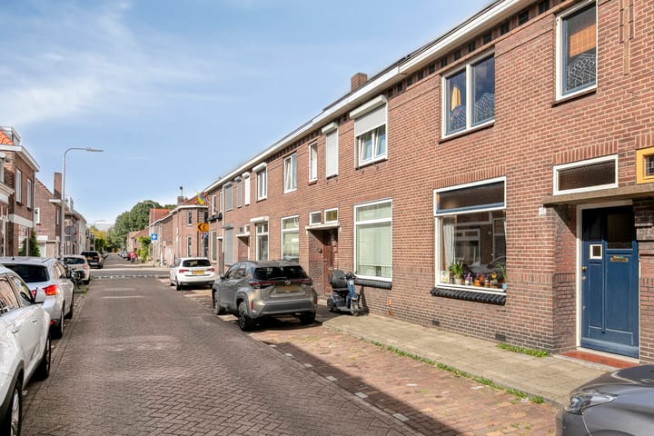 Photo 27 of Watertorenstraat 41