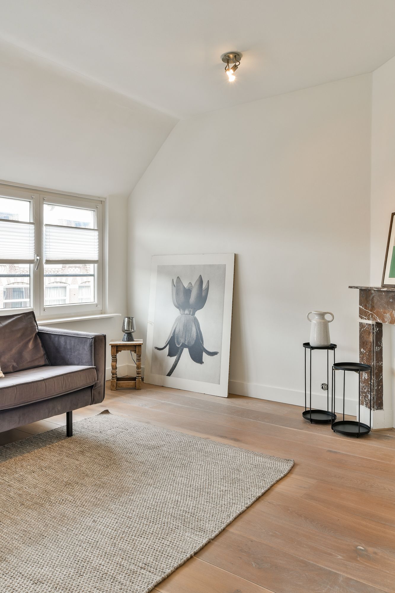 Photo 14 of Van Boetzelaerstraat 17-4